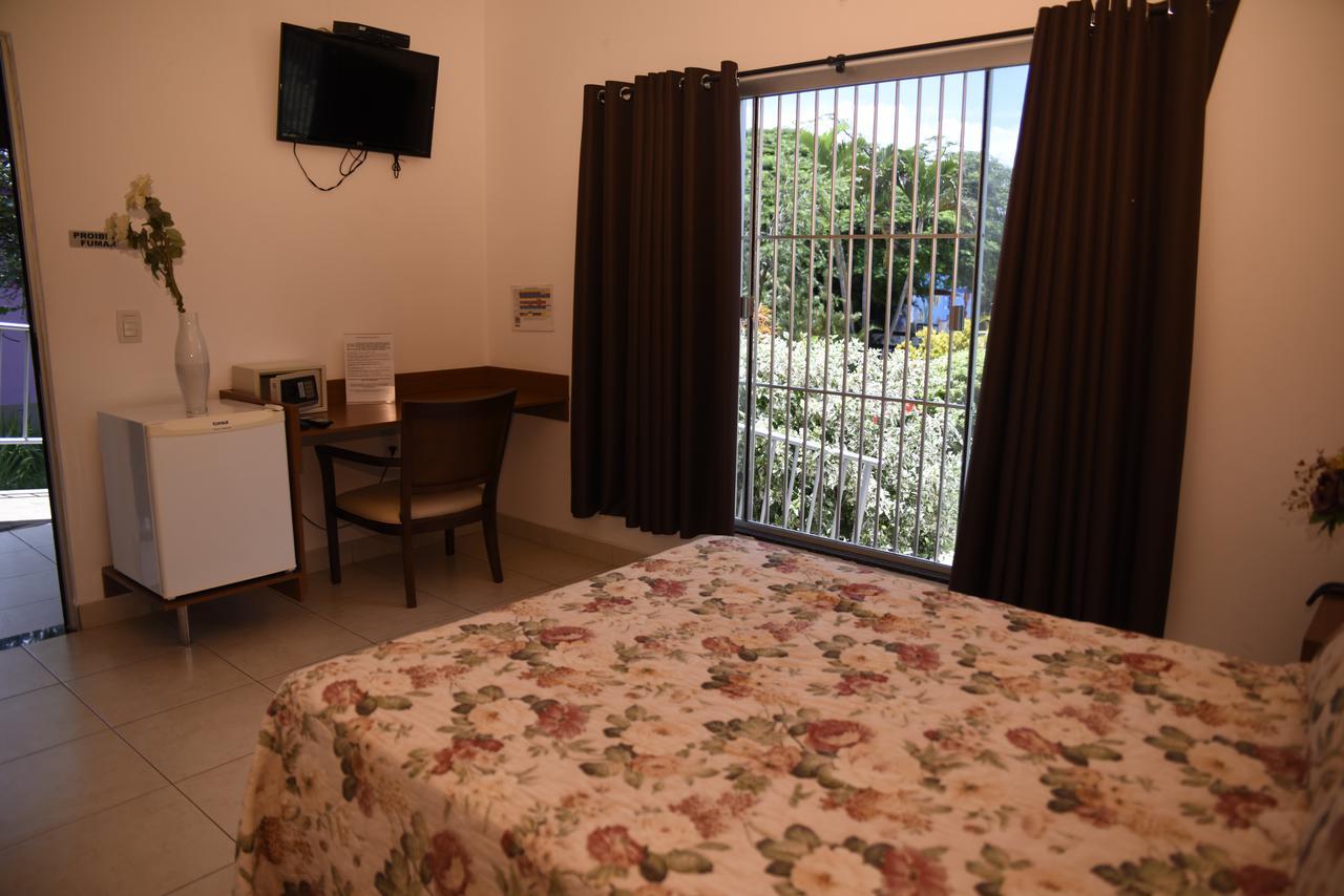 Rosa Spa E Pousada Aparecida de Goiânia Extérieur photo