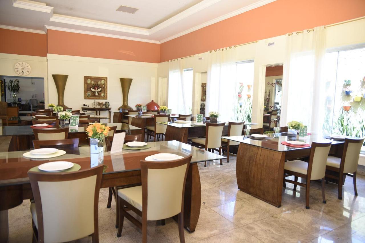 Rosa Spa E Pousada Aparecida de Goiânia Extérieur photo